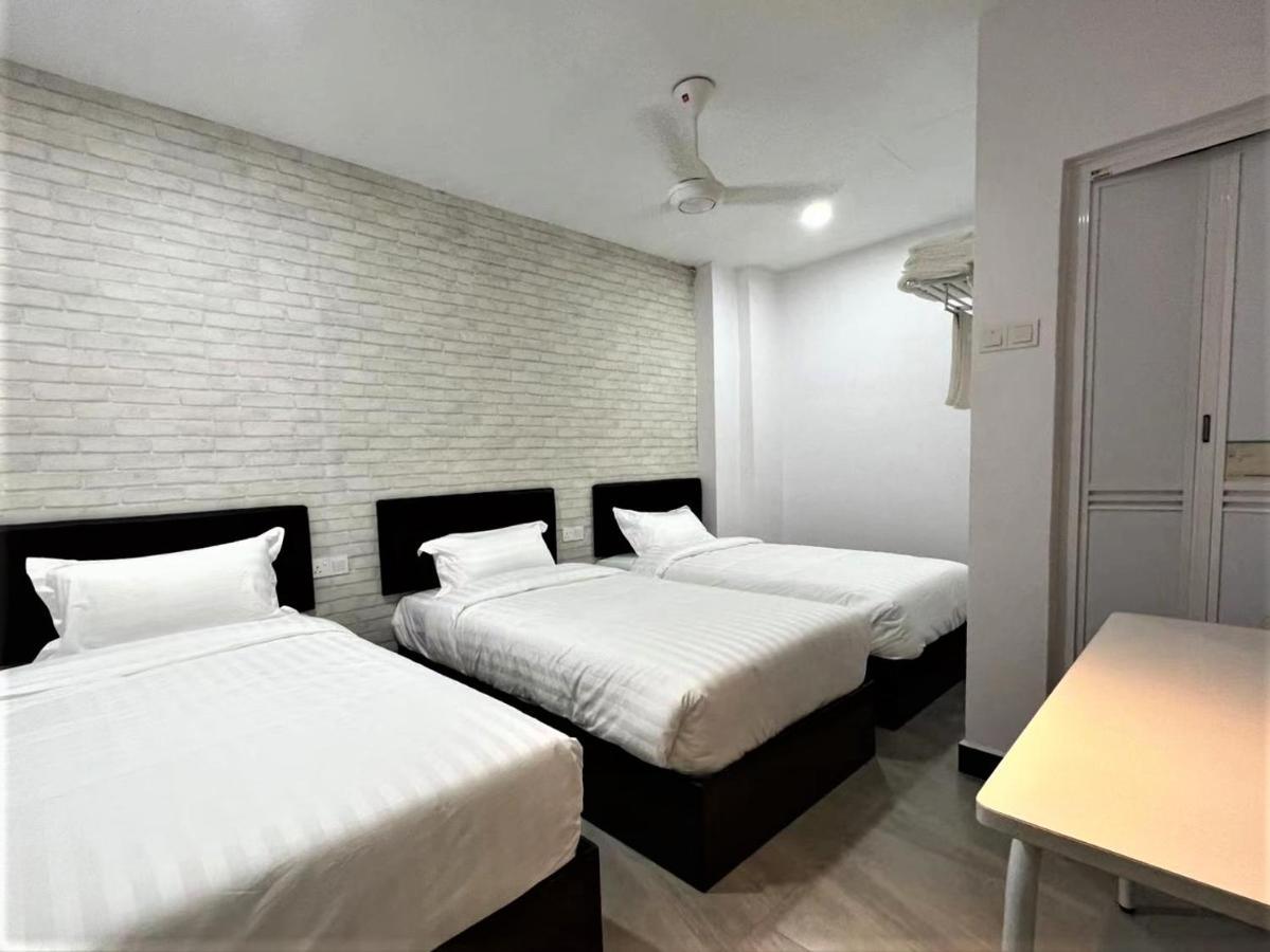Hotel Decentraland Kuala Terengganu Exterior photo